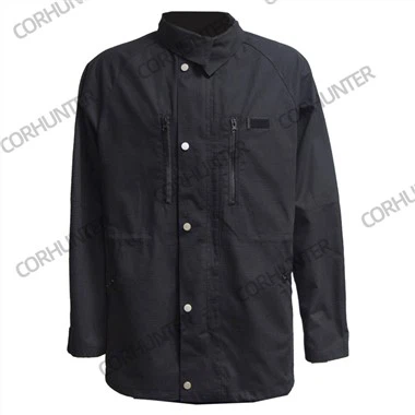 Crna taktička uniforma